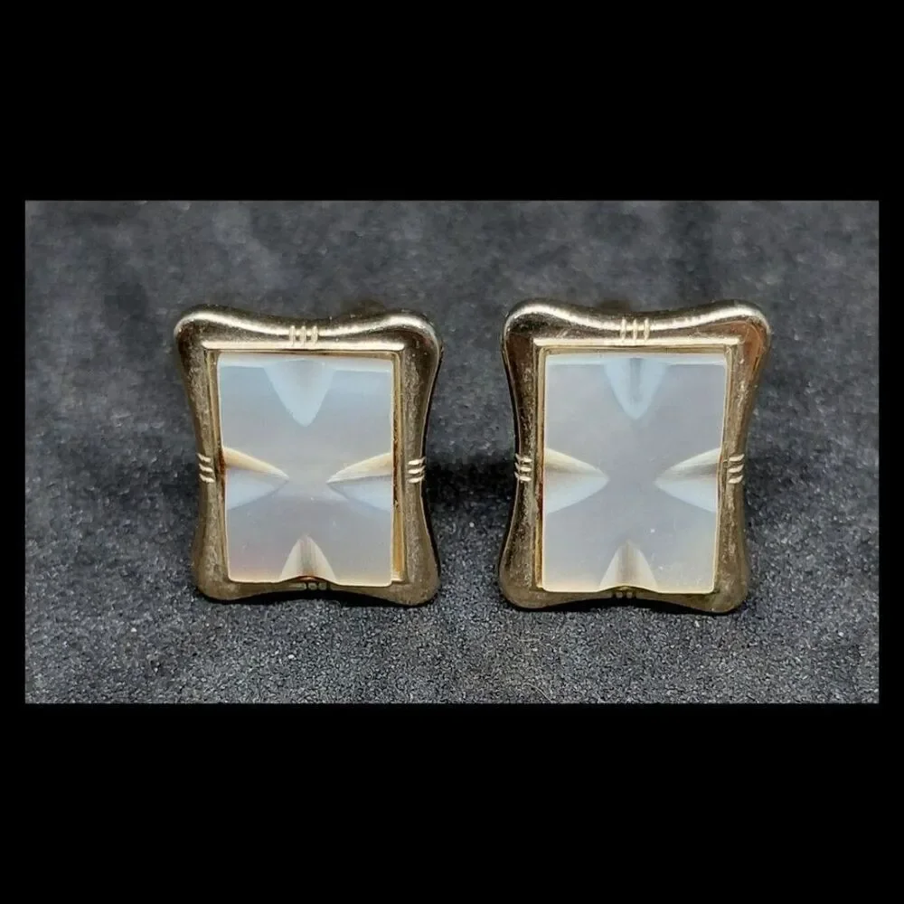 Vintage 1960-1970 Gold Mother of Pearl Rectangular Cuff Links
